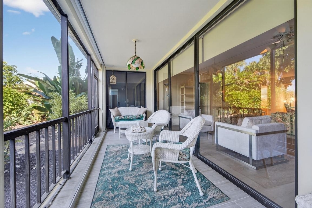 6 Concourse Drive - Photo 23