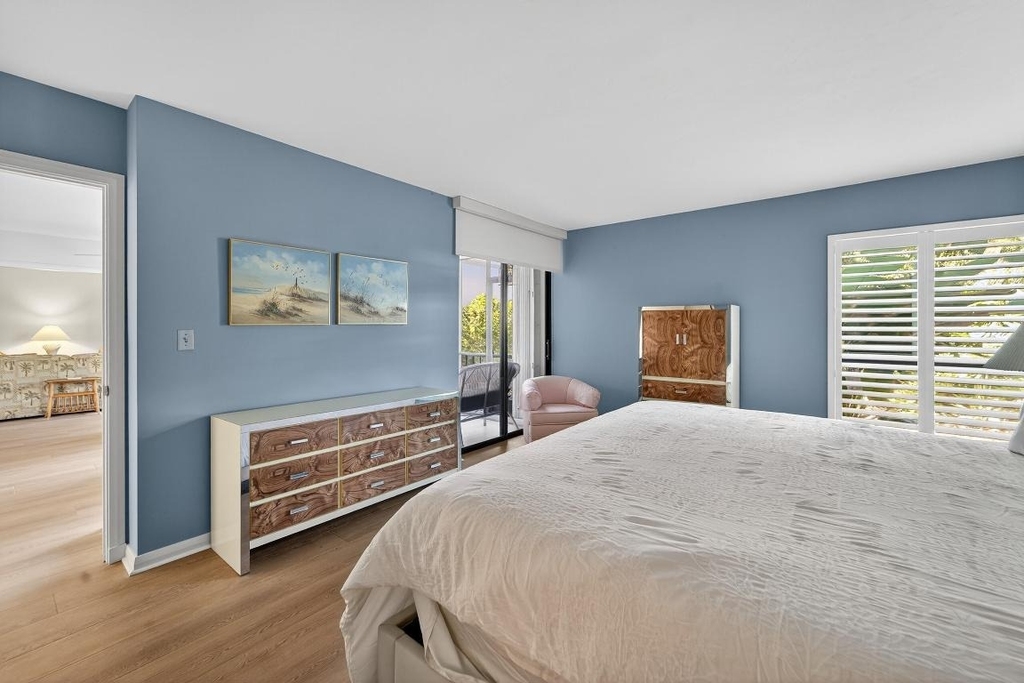 6 Concourse Drive - Photo 6