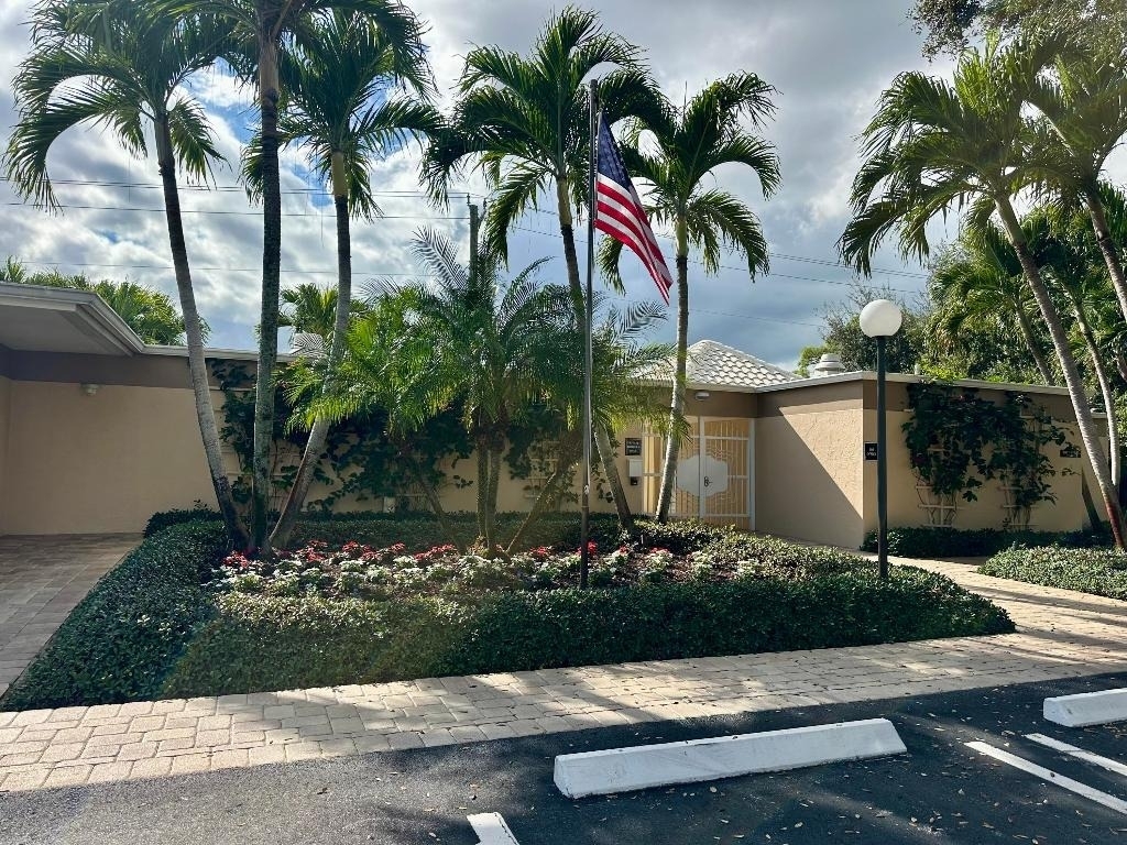 6 Concourse Drive - Photo 46