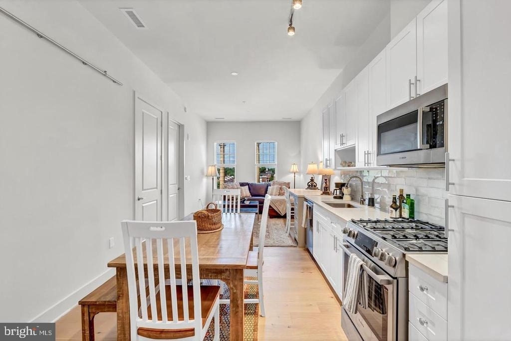 6803 Cameron Drive Nw - Photo 10