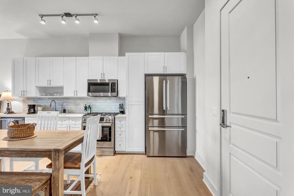 6803 Cameron Drive Nw - Photo 8