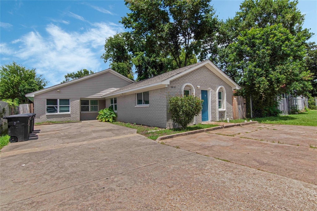 3621 Mainer Street - Photo 1