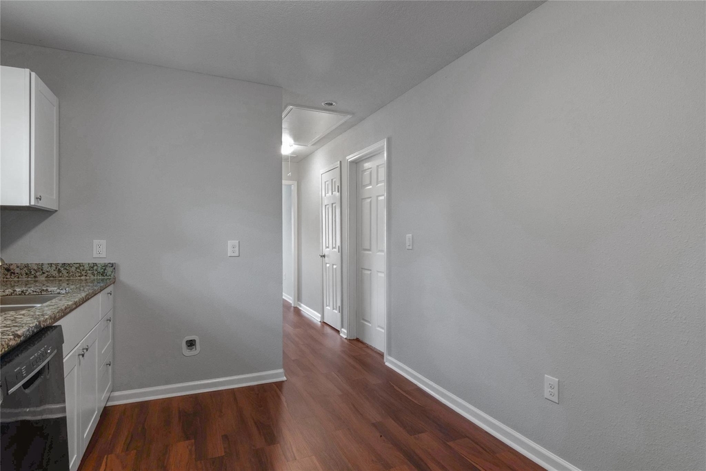 3621 Mainer Street - Photo 4