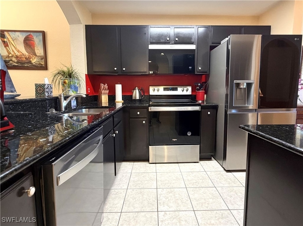6828 Sterling Greens Place - Photo 5