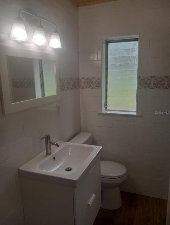 212 Broad Street - Photo 2