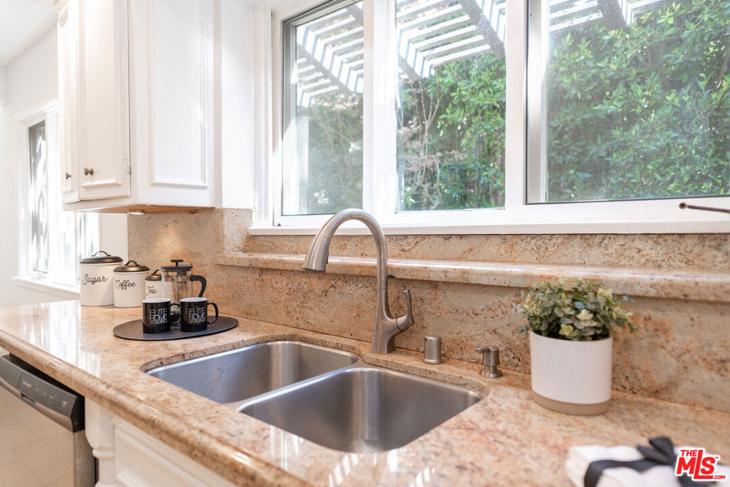 2559 Hutton Drive - Photo 8