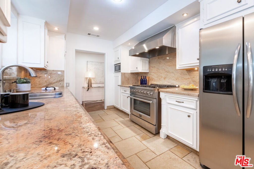 2559 Hutton Drive - Photo 7