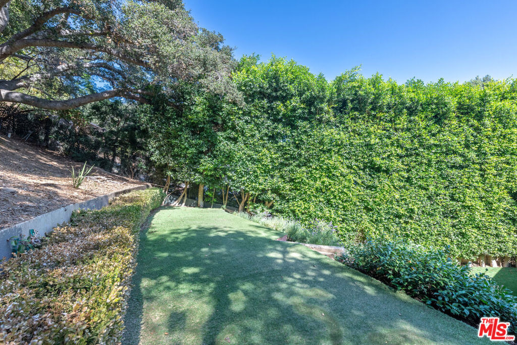 2559 Hutton Drive - Photo 19