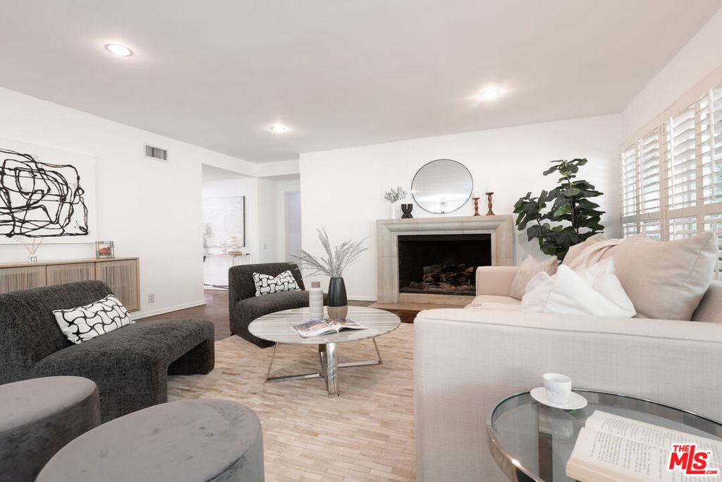 2559 Hutton Drive - Photo 3