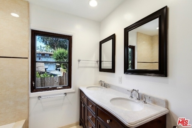 1420 Ashland Avenue - Photo 14