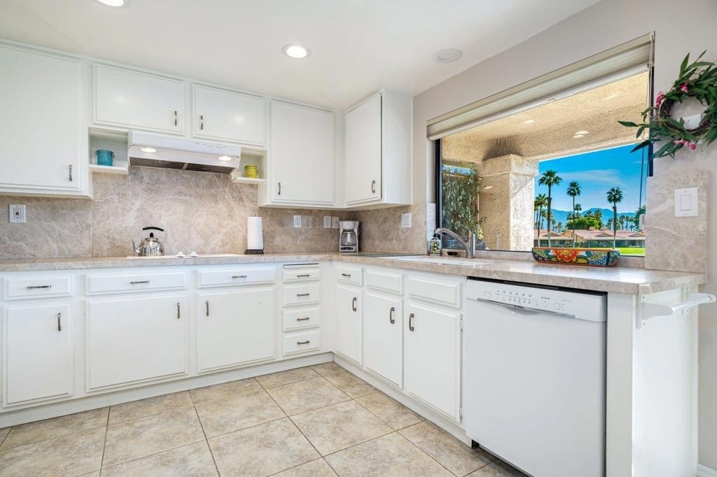 153 Camino Arroyo N - Photo 8
