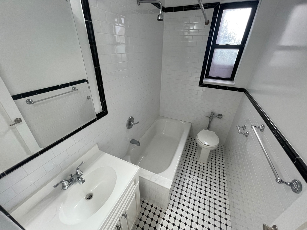 36-35 167th Street - Photo 15