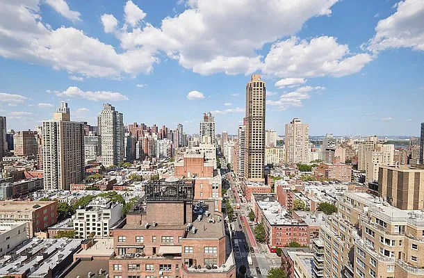 345 E 80th Street - Photo 17