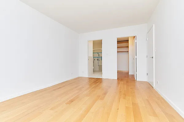 345 E 80th Street - Photo 8