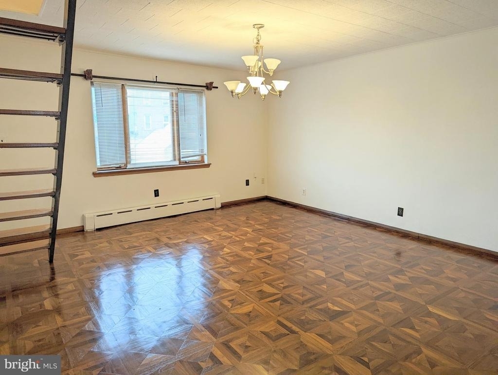 1545 W Passyunk Avenue - Photo 5