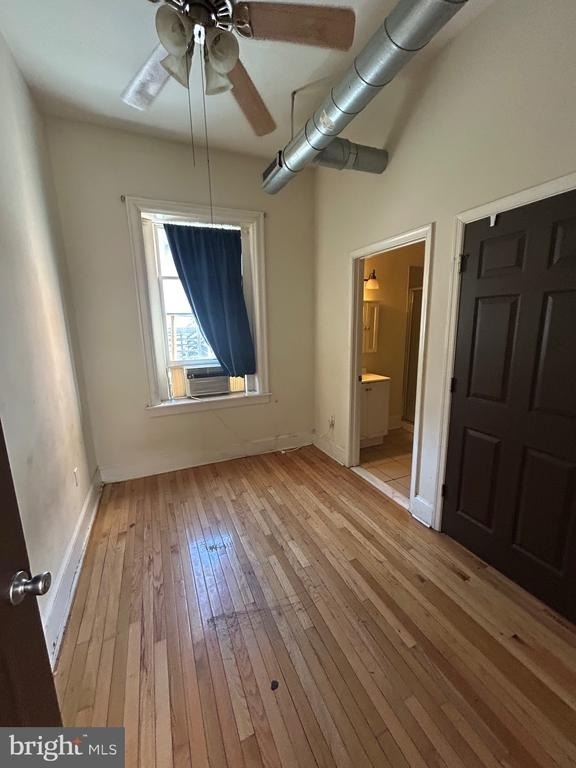 319 W Mulberry Street - Photo 3