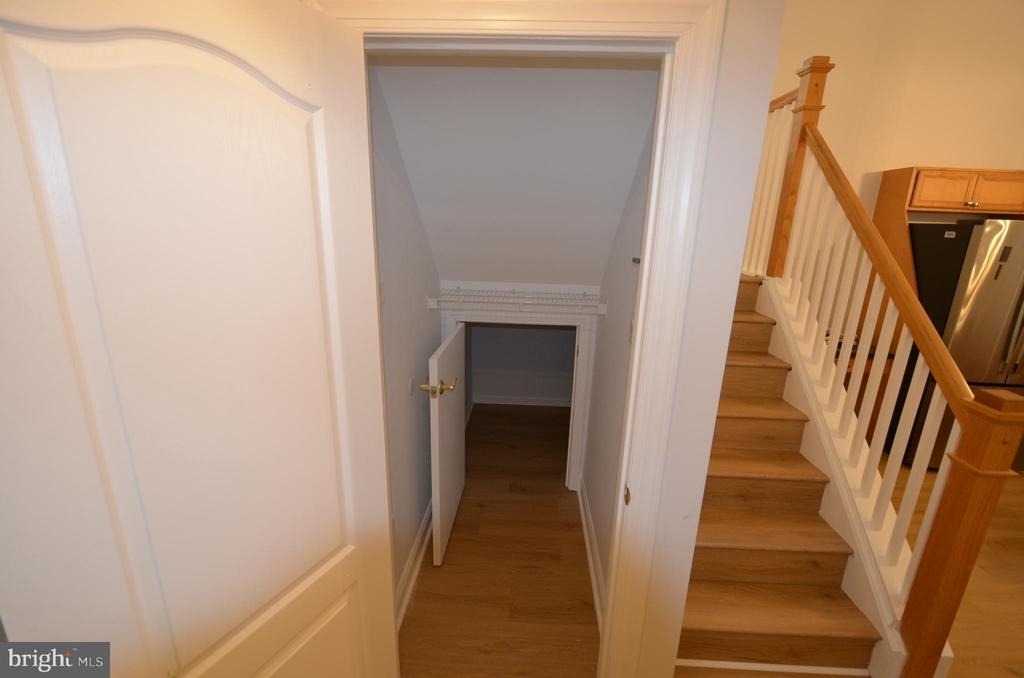 20327 Mallory Court - Photo 12