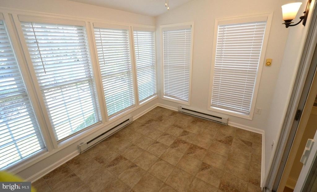 20327 Mallory Court - Photo 8