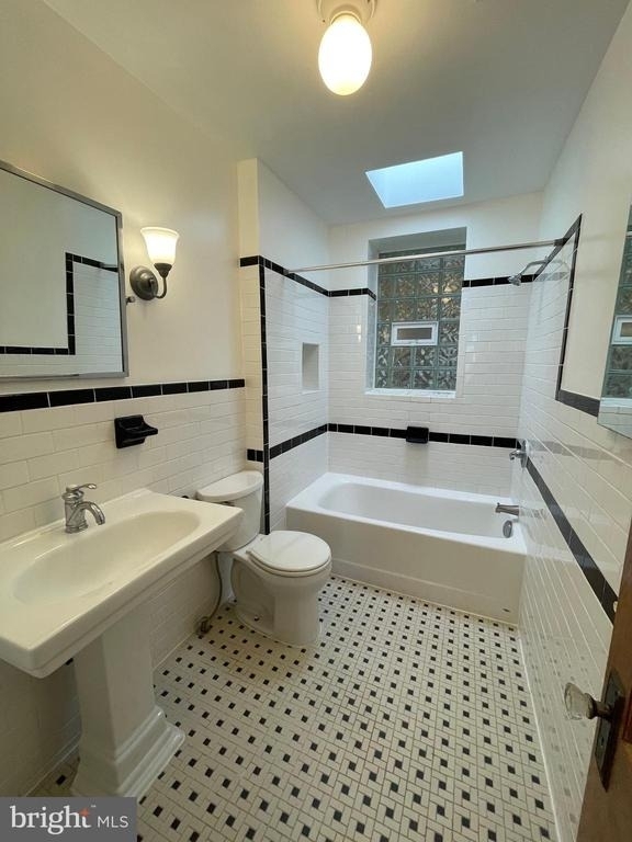 539 24th Street Ne - Photo 17