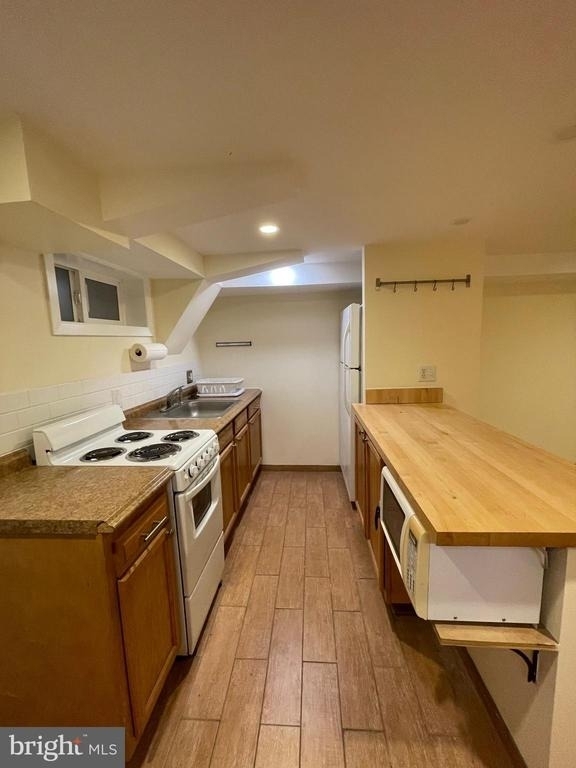 539 24th Street Ne - Photo 27