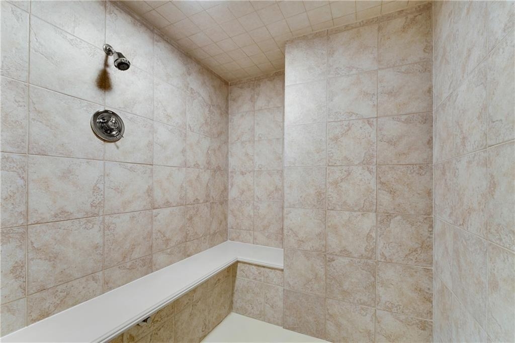 8335 Hurakan Creek Crossing - Photo 34