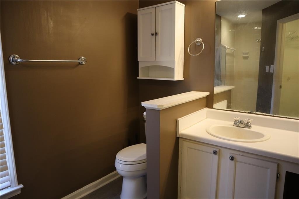 1103 Garden Court - Photo 6