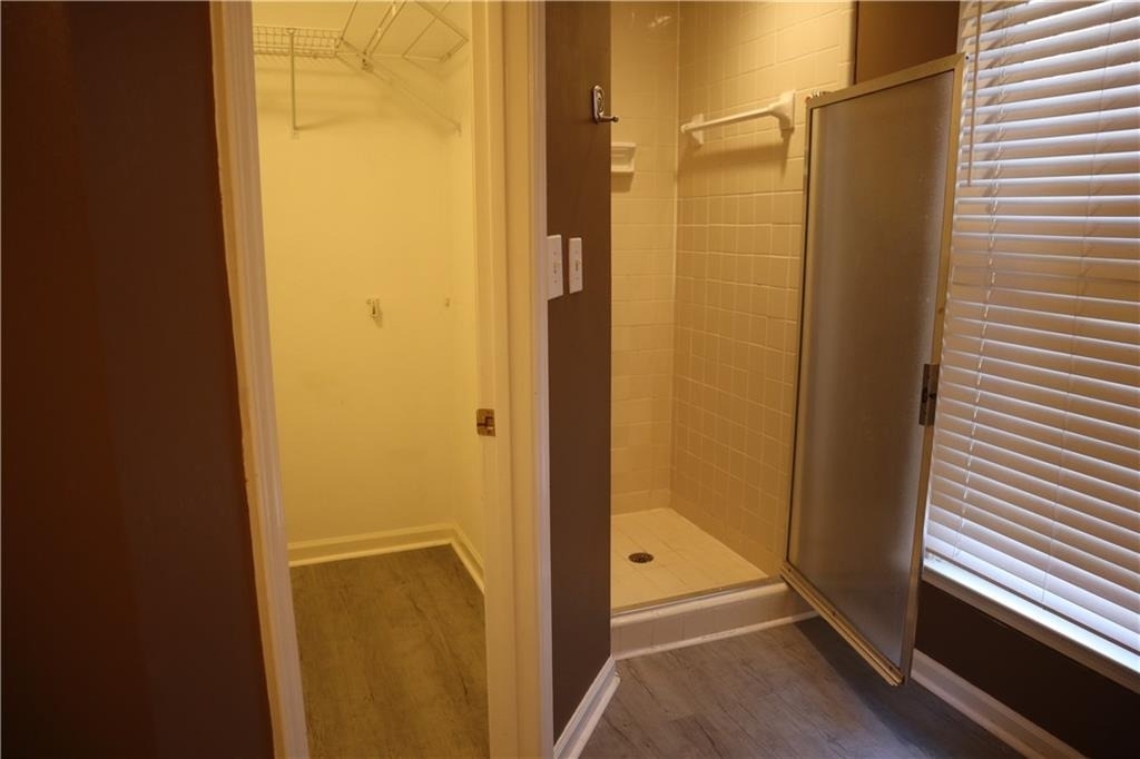 1103 Garden Court - Photo 7