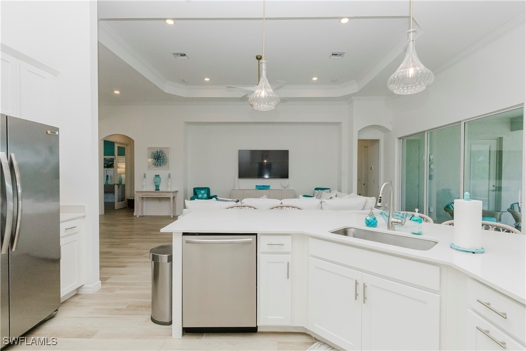 6075 Artisan Court - Photo 10