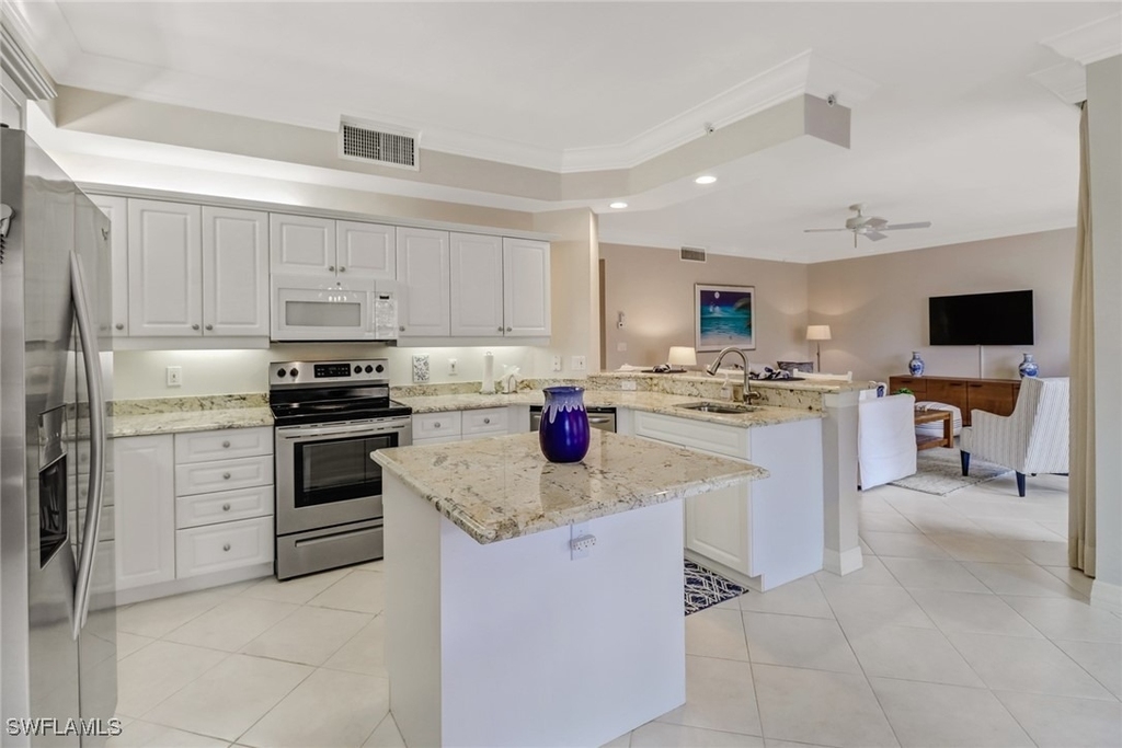 450 Bayfront Place - Photo 9