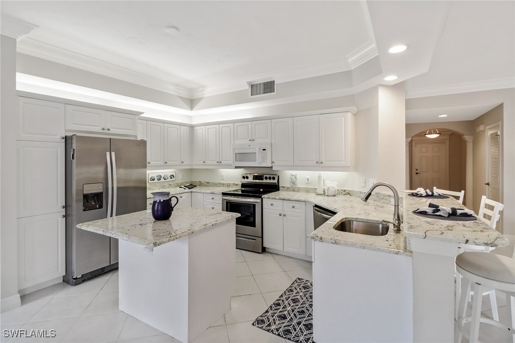 450 Bayfront Place - Photo 8