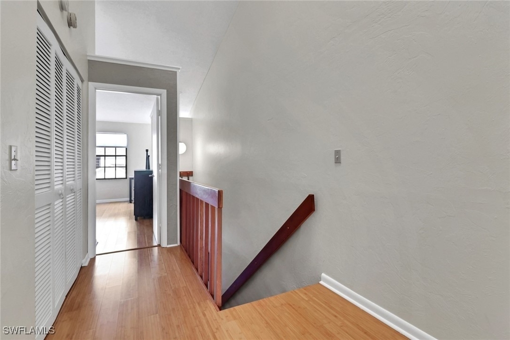 800 Meadowland Drive - Photo 7