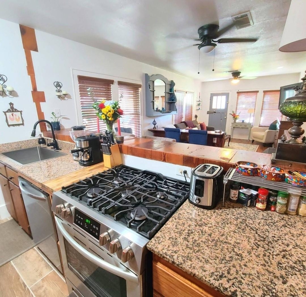 1427 Munger Street - Photo 6