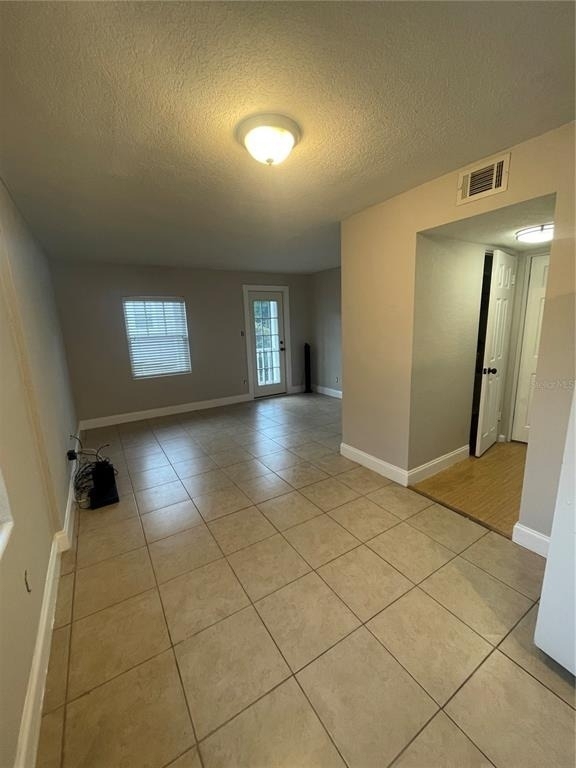 727 1/2 Edgewater Drive - Photo 4