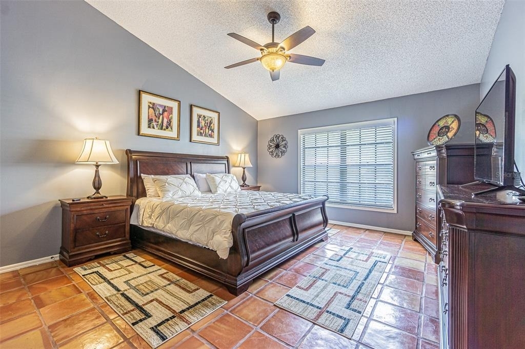 5427 Villa D'este Court - Photo 17
