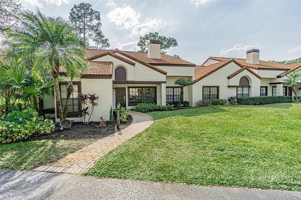 5427 Villa D'este Court - Photo 2