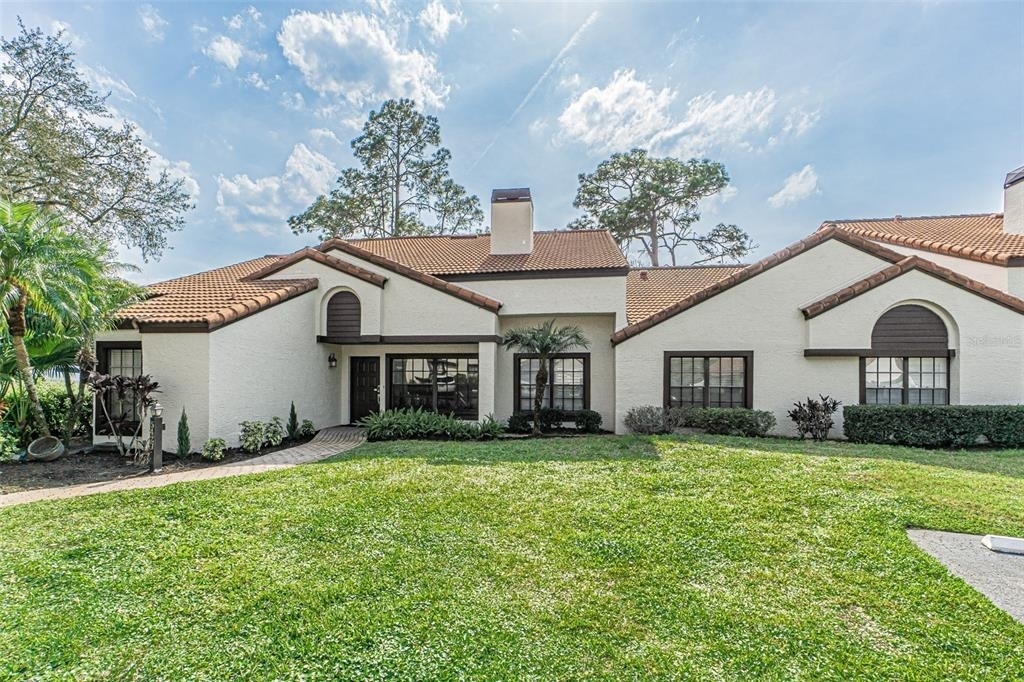 5427 Villa D'este Court - Photo 1