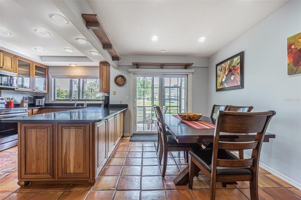 5427 Villa D'este Court - Photo 7