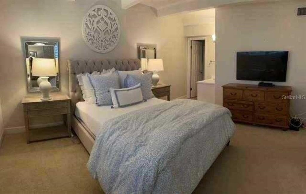 4849 Saxon Drive - Photo 5