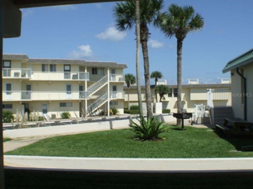 4849 Saxon Drive - Photo 8