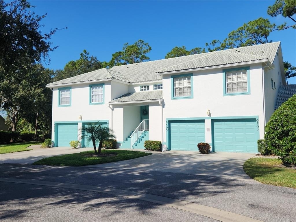 6503 Fairway Gardens Drive - Photo 0