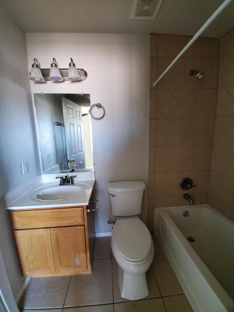 10021 Railroad Drive - Photo 22