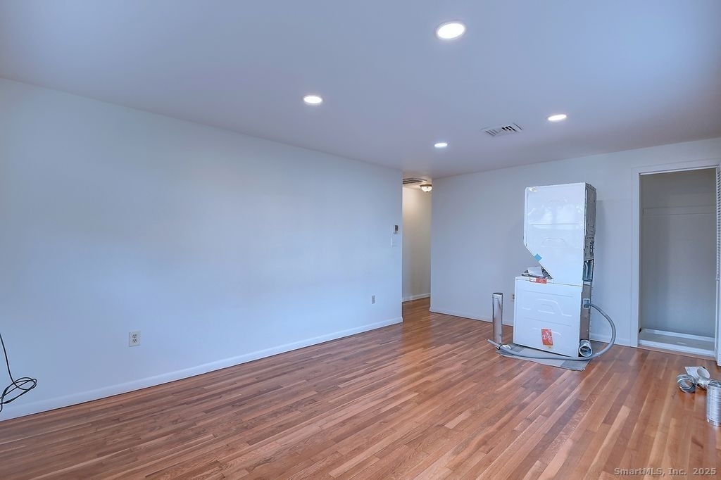 139 Phyllis Drive - Photo 10