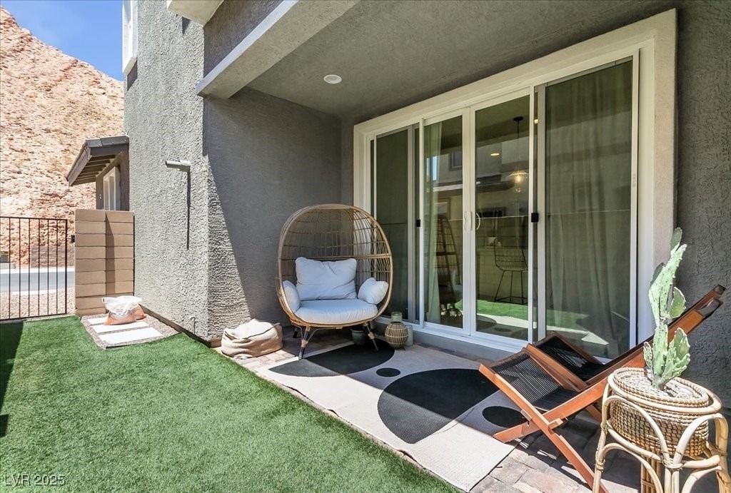 92 Kimberlite Drive - Photo 1
