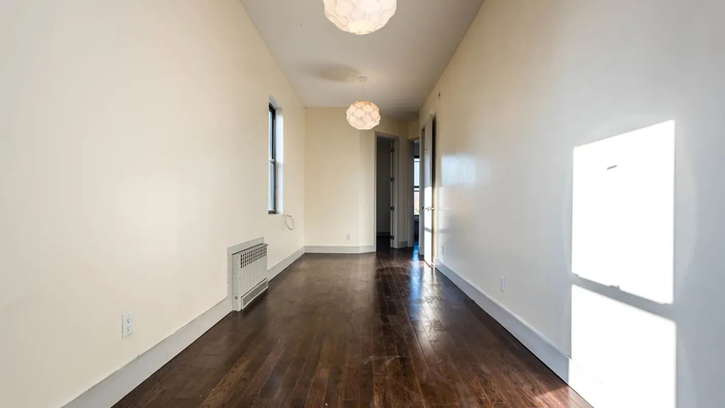 Wilson Avenue - Photo 2