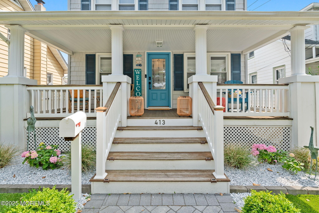 413 13th Avenue - Photo 2