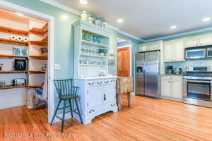 58 Broadway - Photo 12