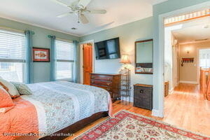 58 Broadway - Photo 14