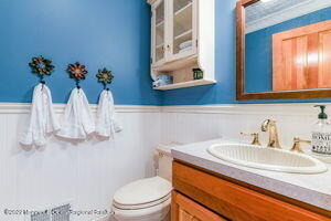 58 Broadway - Photo 9