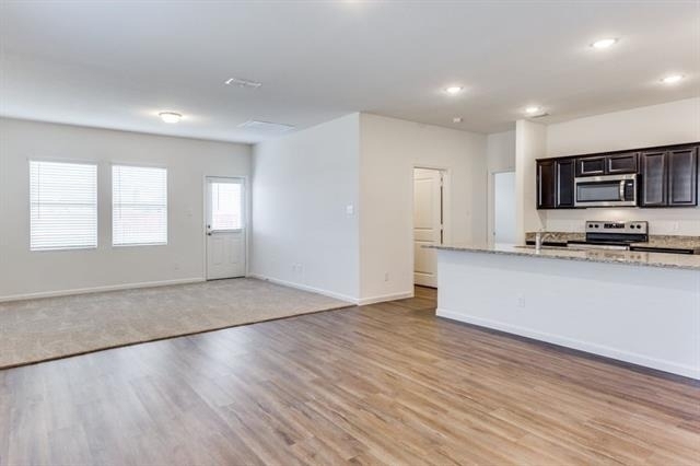 205 Briar Cove - Photo 1