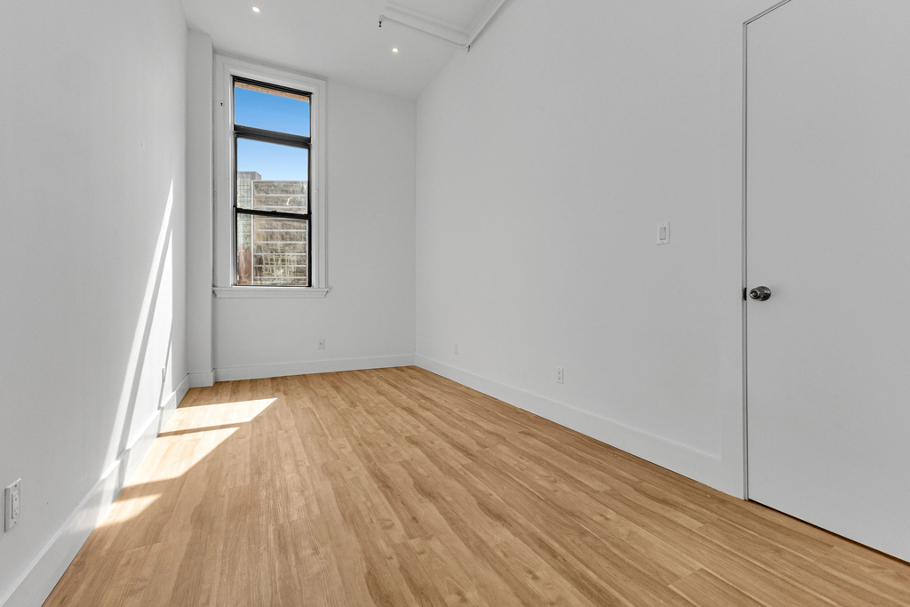 Willoughby Street / Jey street - Photo 5
